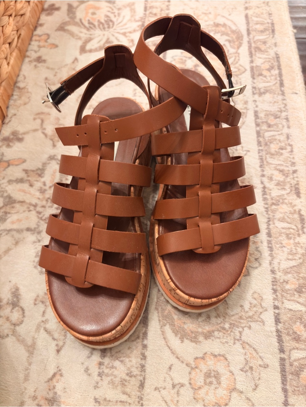Steve Madden Tan Strappy Platform Sandals